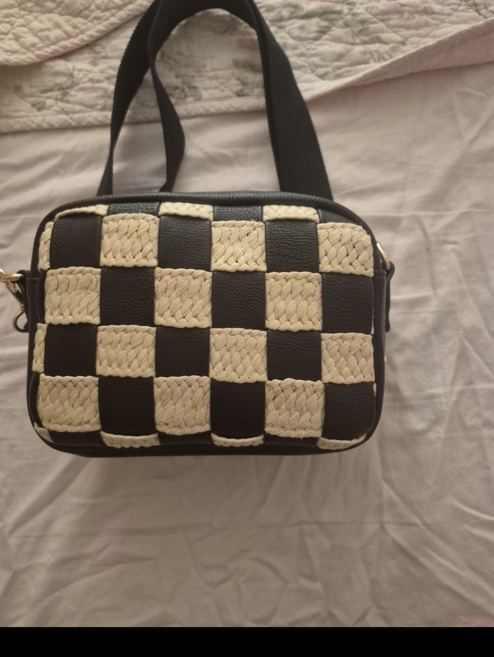 Black and Cream Woven Check Crossbody Bag - NWOT - Picture 2 of 3